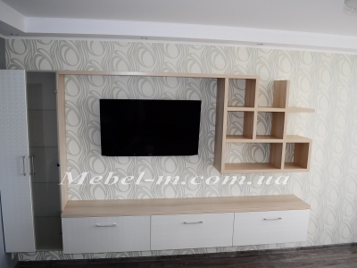 Домашняя стенка с подвесными тумбами