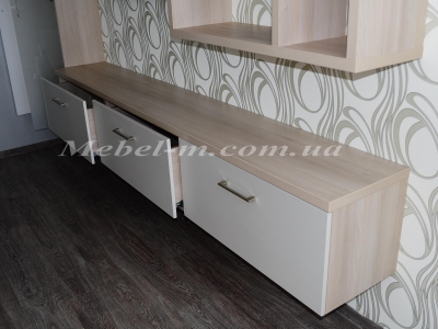 Домашняя стенка с подвесными тумбами