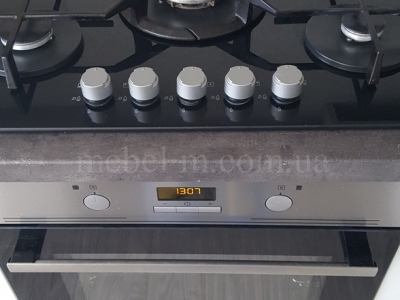 Белая кухня в стиле современная классика