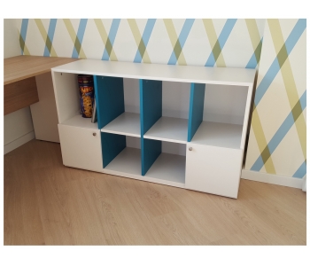 Детская мебель стол и шкаф