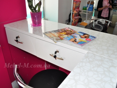 Экспресс маникюр