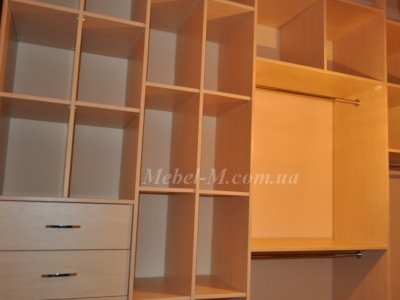 Гардеробная комната