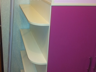 Детская кровать фуксия