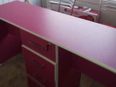 Стол для экспресс маникюра