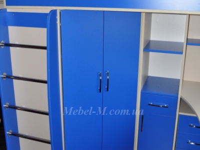 Детская кровать двухъярусная