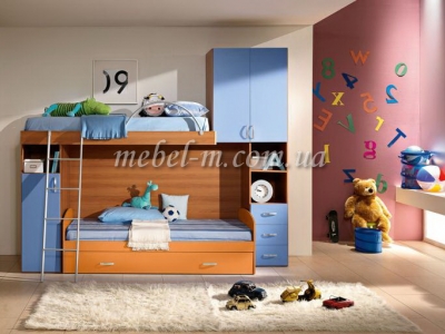 Детская двухъярусная кровать