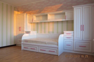 Мебель в детскую комнату в клиссическом стиле