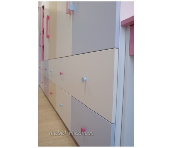 Две детские меблированные комнаты для девочки и мальчика