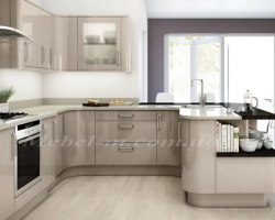 Дизайн кухни с радиусными фасадами