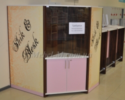 Торговая стойка для экспресс маникюра