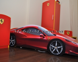 Детская кровать машина