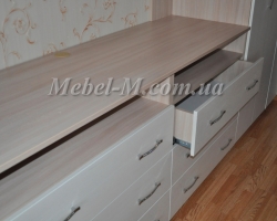 Стенка  в спальню