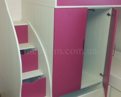 Детская двухъярусная кровать со ступеньками