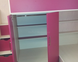 Детская двухъярусная кровать со ступеньками