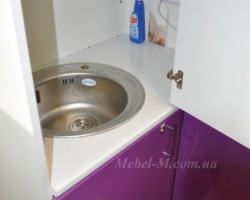 Стойка для маникюра на 3 рабочих места