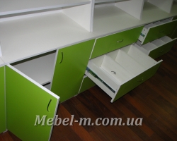 Торговая мебель для аптеки