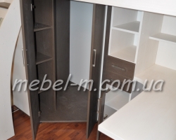 Детская двухъярусная кровать