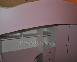 Детская кровать двухъярусная для девочки розовая с столиком