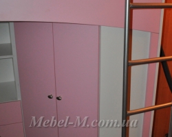 Детская кровать двухъярусная для девочки розовая с столиком