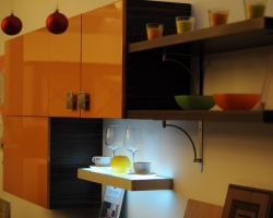 Кухня оранжевого цвета