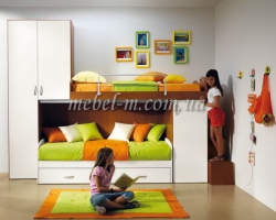Детская двухъярусная кровать