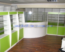 Торговая мебель для аптеки