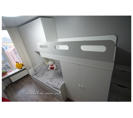 Детская комната двухъярусная кровать