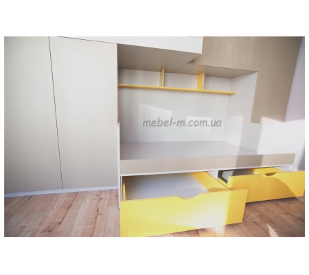 Двухъярусная детская кровать желтого цвета