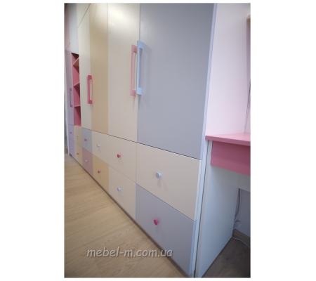 Две детские меблированные комнаты для девочки и мальчика