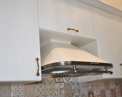 Угловая кухня на заказ в Киеве