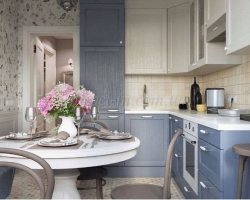 Маленькая угловая кухня