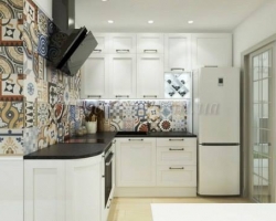 Угловая маленькая кухня