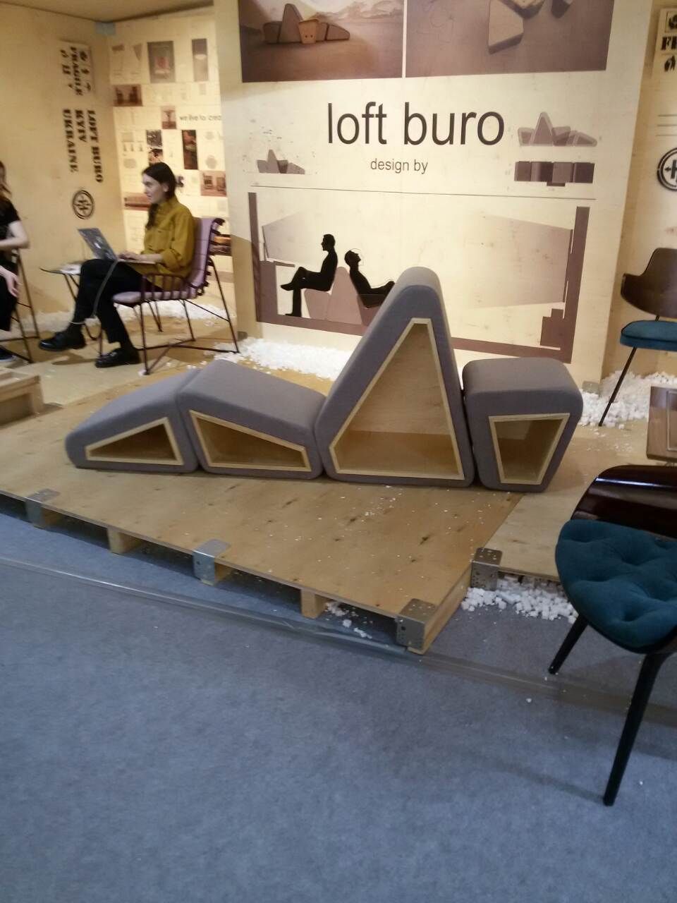 image 0 02 05 7291ba5df0129de59249138d198a33047fb248044a17c625d0107a02f29a7340 V